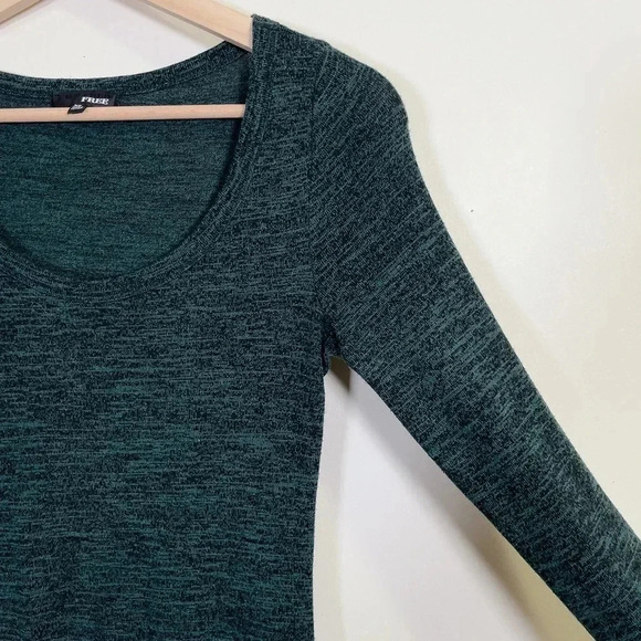 Aritzia Wilfred Free Marble  Dress - Picture 5 of 13